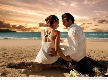 innamorati-in-riva-al-mare